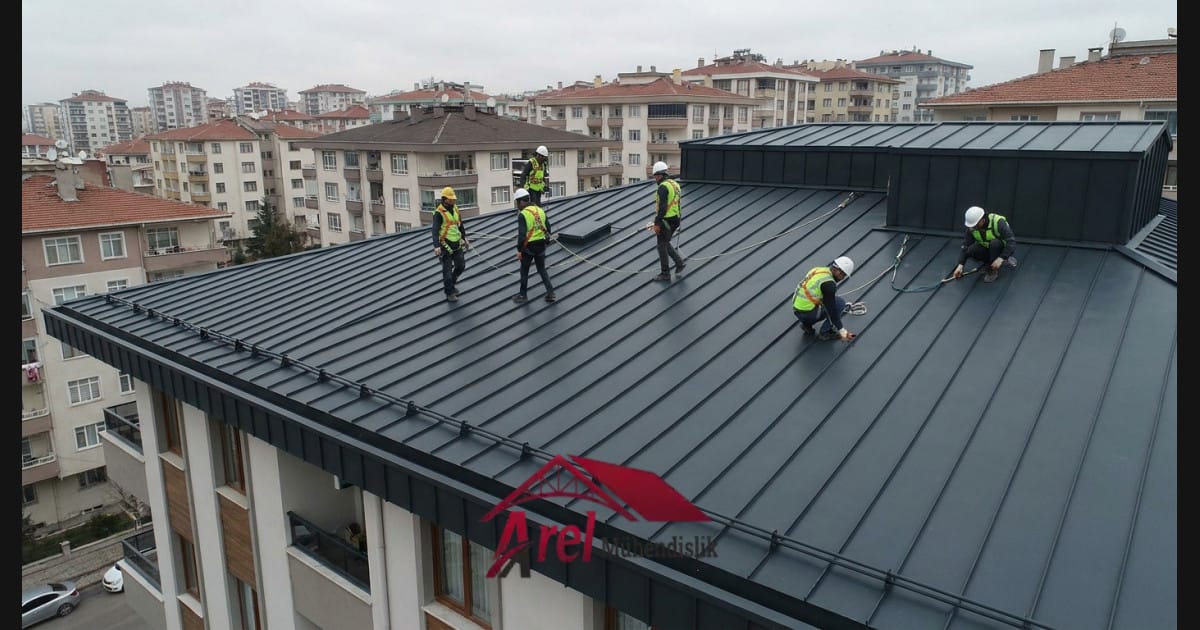 Apartman Yönetimi İçin Çatı Tamiri mi Komple Yenileme mi? Karar ve Keşif Rehberi