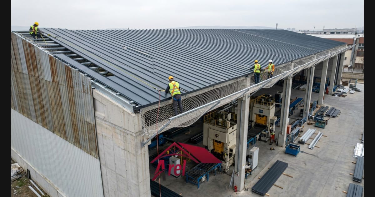 Üretim Sürerken Fabrika Çatısı Nasıl Yenilenir? Ostim Sanayi Rehberi